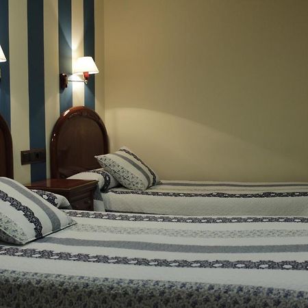 Hostal Ana Belen Madrid Eksteriør bilde