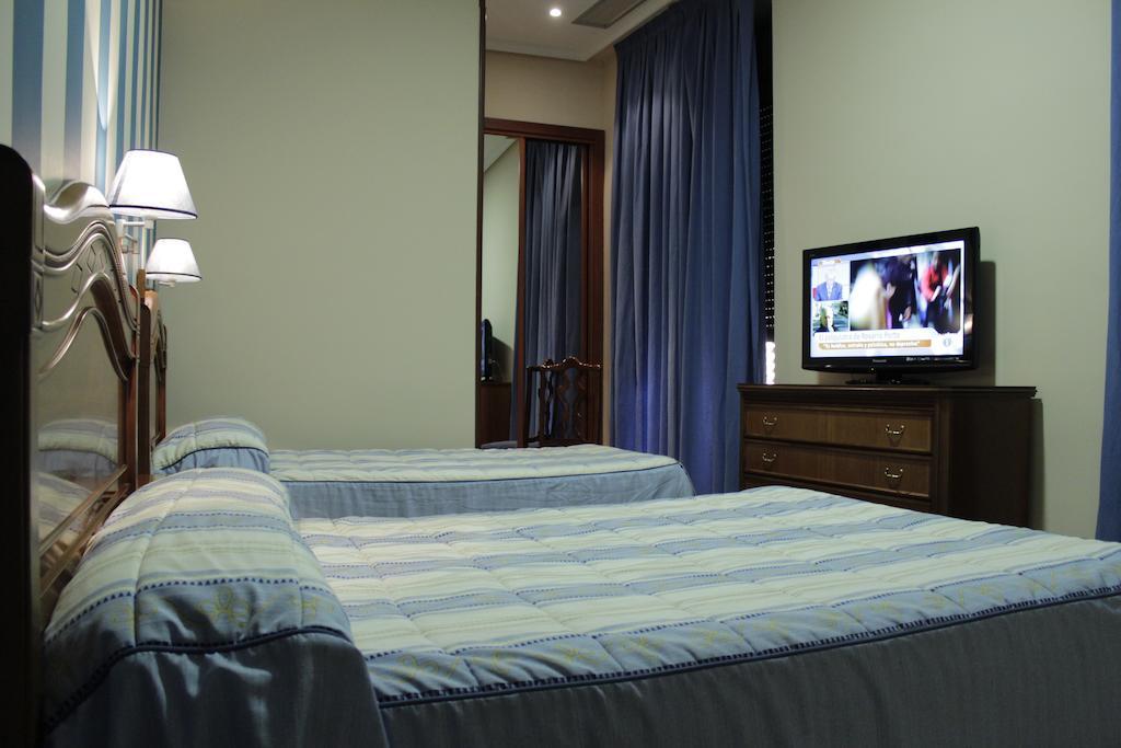 Hostal Ana Belen Madrid Eksteriør bilde