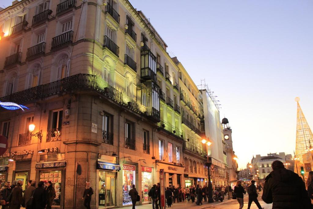 Hostal Ana Belen Madrid Eksteriør bilde
